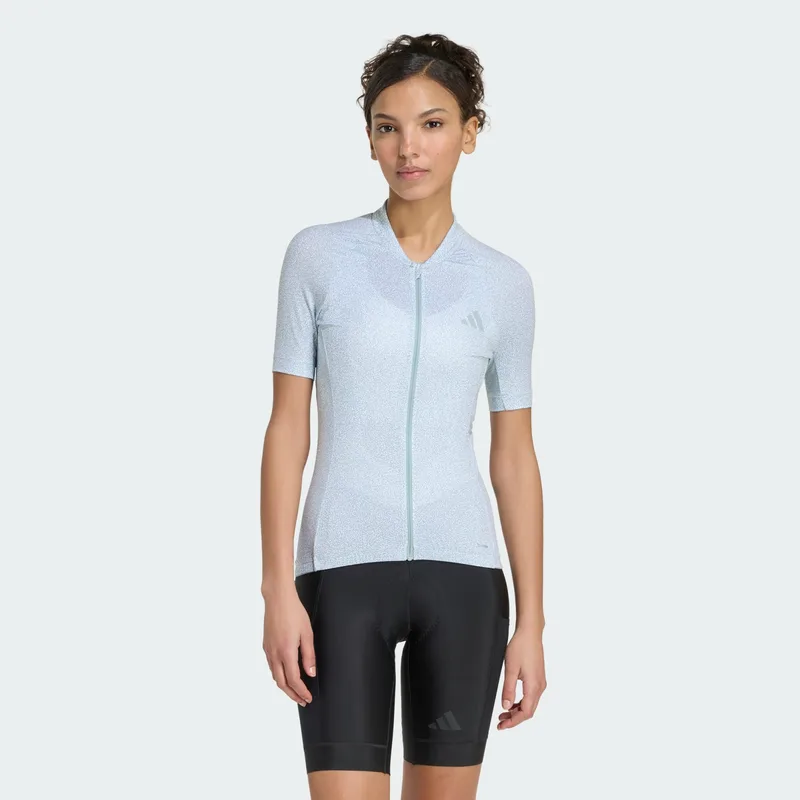 adidas W Essentials Cycling Jersey Morph Graphic (9000284837_91276)