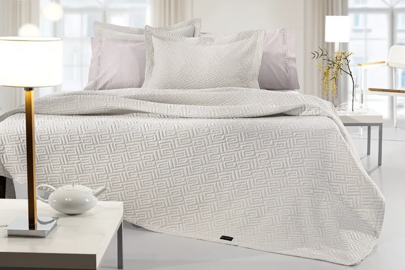 Κουβέρτα Υπέρδιπλη Guy Laroche Pattern Natural 245x260