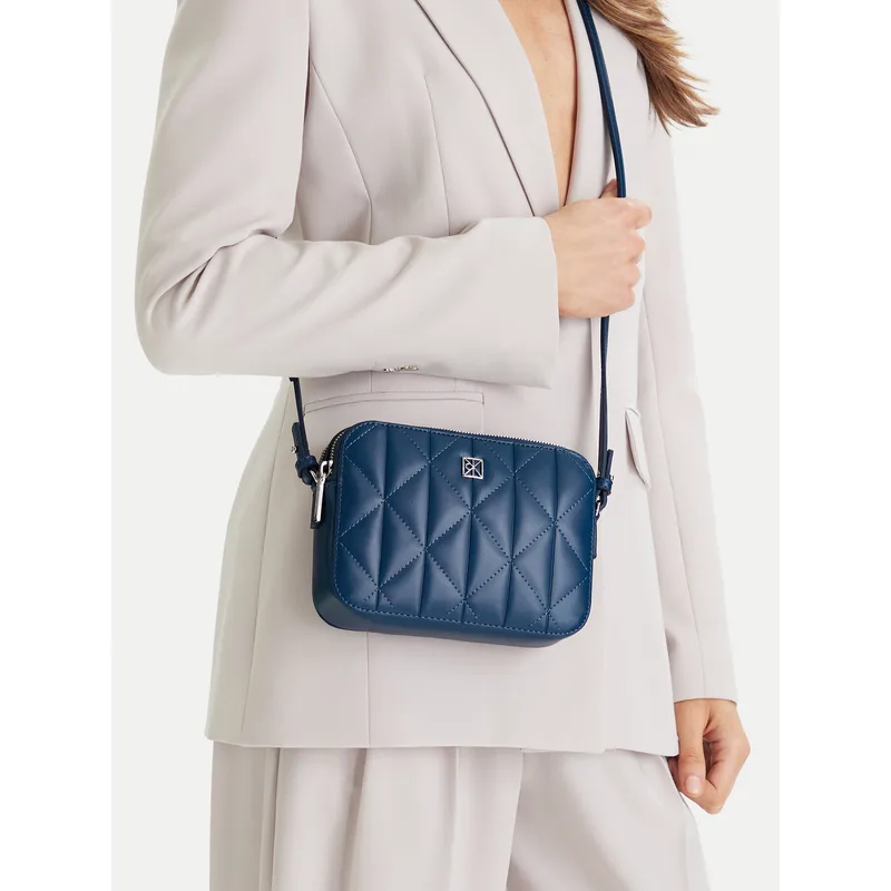 Τσάντα Calvin Klein Quilted Double Zip Camera Bag LV04F3328G Μπλε