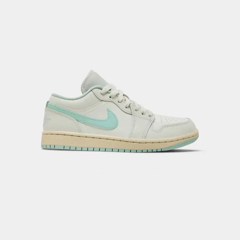 Xαμηλά Sneakers Nike Brand Air 1 Low Wmns "Sail Igloo"