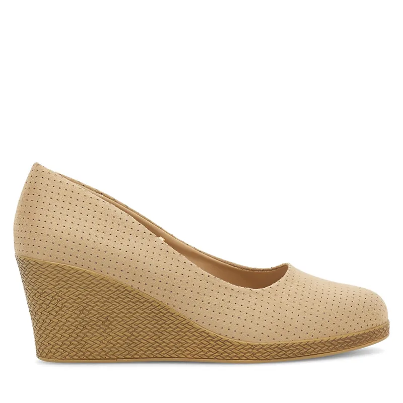Κλειστά παπούτσια Clara Barson WYL3760-2 Μπεζ