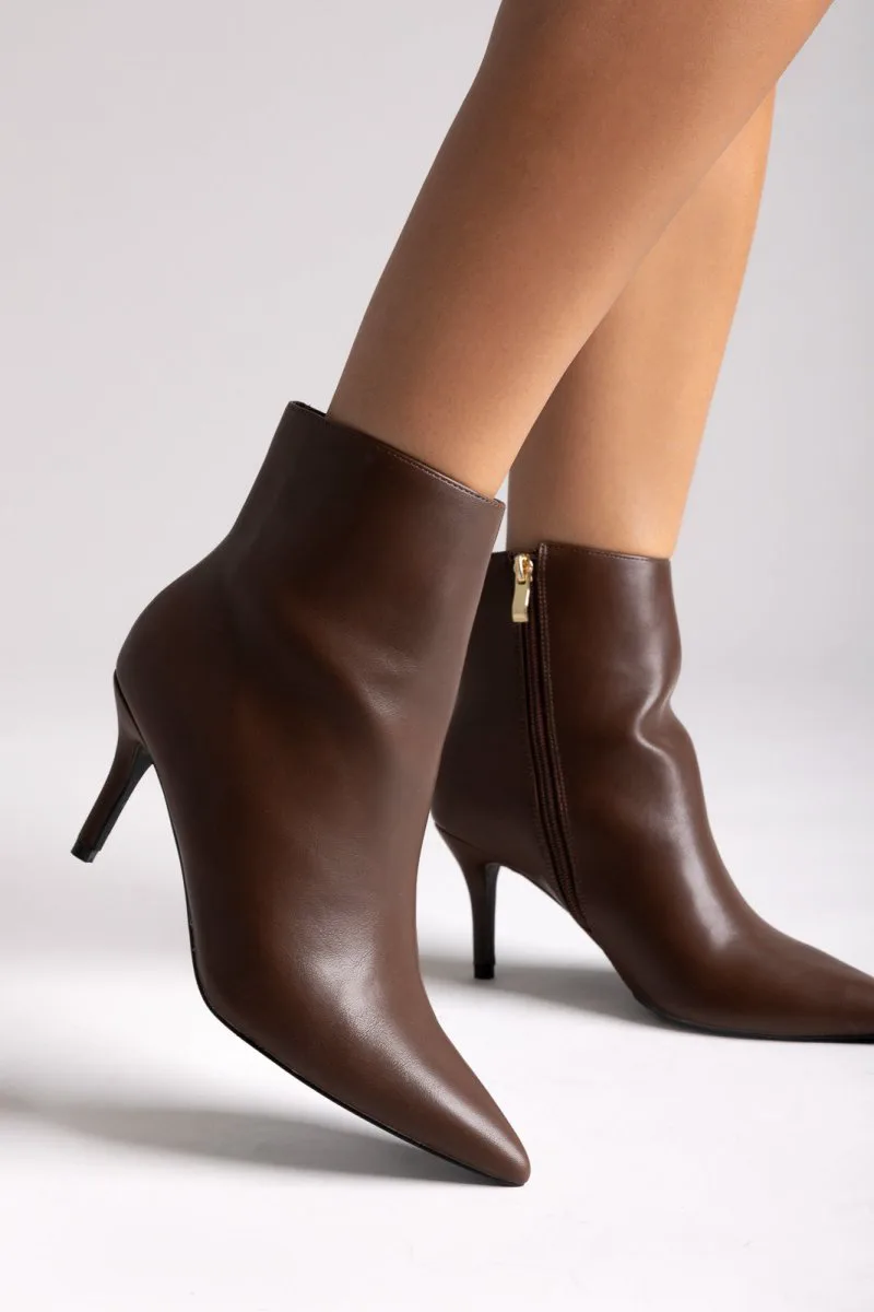 BOTEGGA 22 Pointed Ankle Boots with Stiletto Heel - G16 - Dark Brown Matte