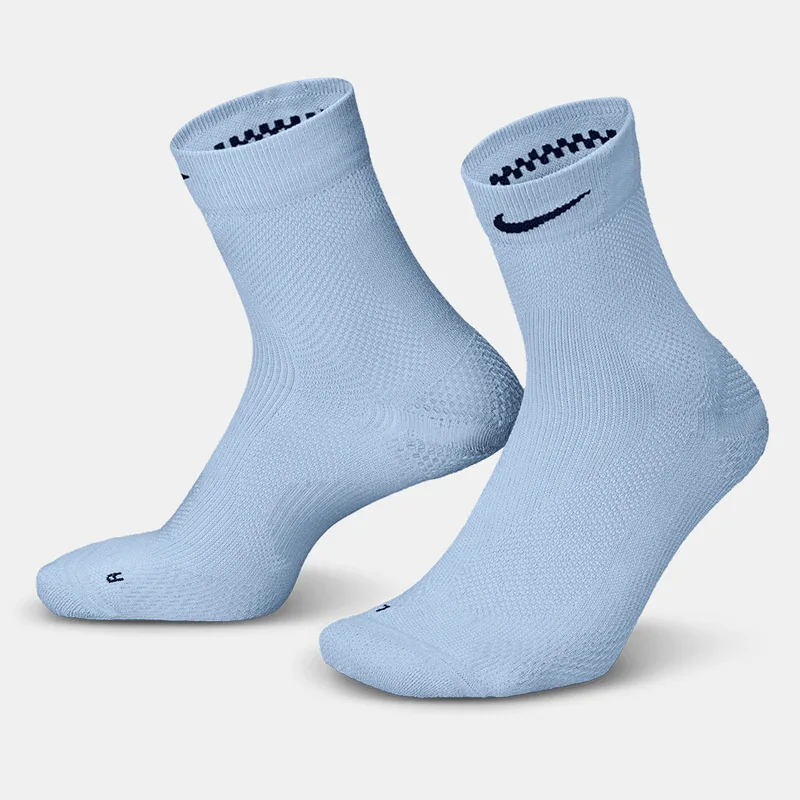 Nike Ltwt Run Mcrw 1Pr - 200 (9000275511_94431)