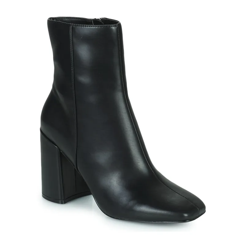 Μποτίνια Steve Madden STREAMS