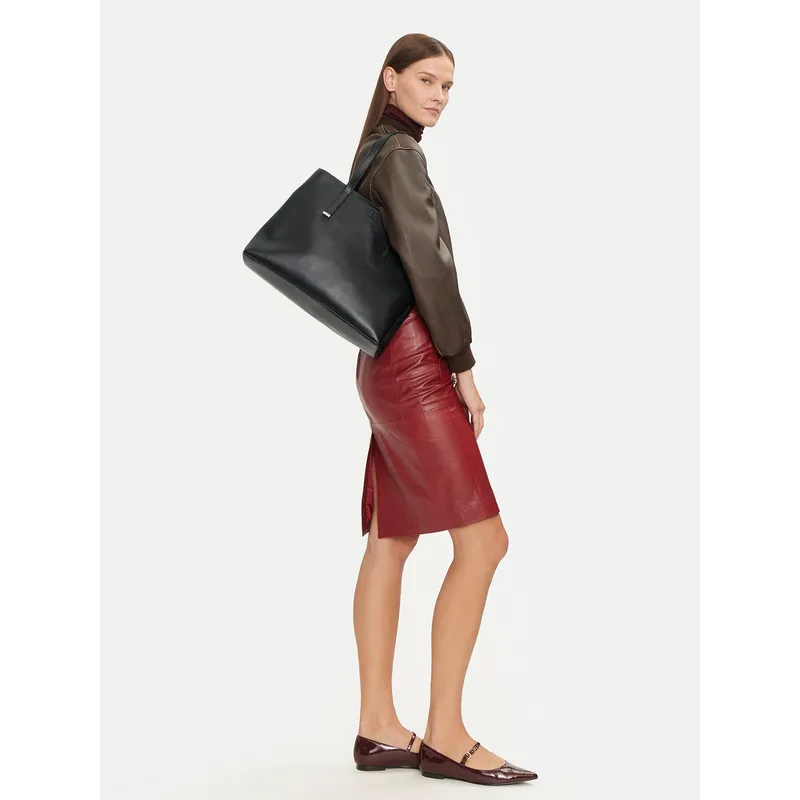 Τσάντα Calvin Klein Ck Plaque Medium Shopper K60K612782 Μαύρο