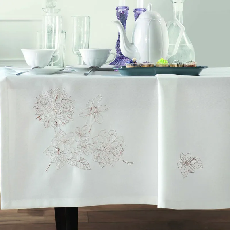 Τραπεζομάντηλο 140x180 Makis Tselios Lili 140x180