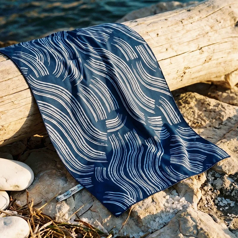 Πετσέτα Θαλάσσης Microfiber (70x150) Easy Home Waves 200gsm