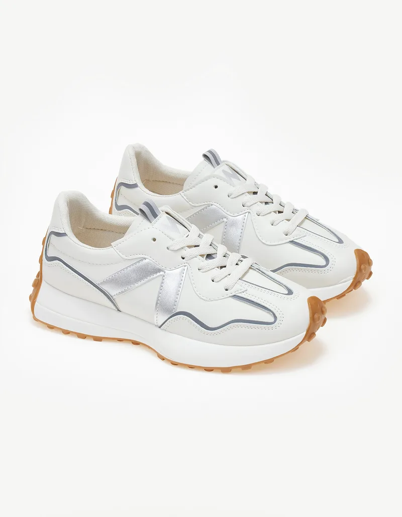 Sneakers με λεπτομέρεια χρώματος - Ασημί