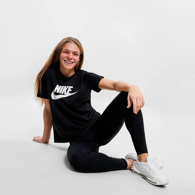 Nike Sportswear Essentials Γυναικείο T-Shirts (9000150400_1480)
