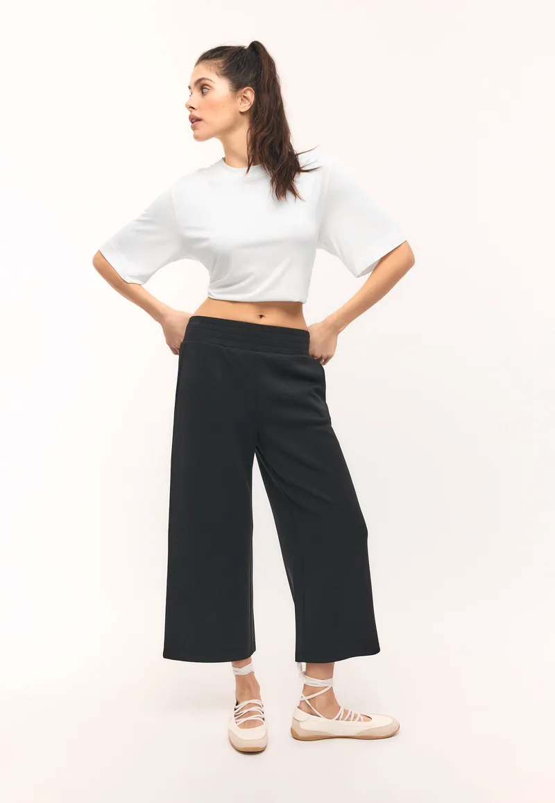 Stradivarius Oversize Μπλουζάκι Απαλής Υφής Εκρού Xs