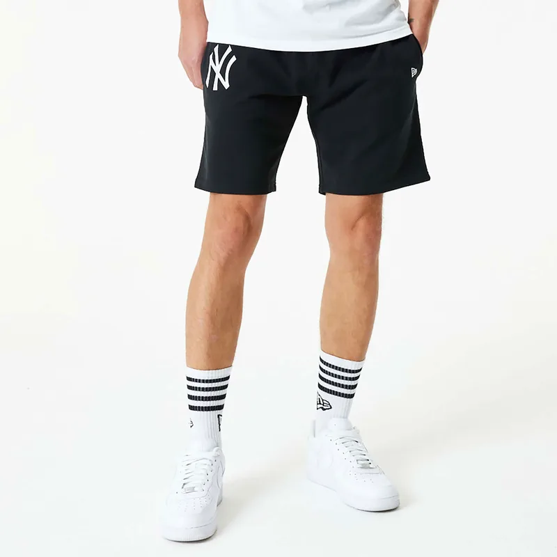 NEW ERA NEW YORK YANKEES LEAGUE ESSENTIALS SHORTS ΜΑΥΡΟ