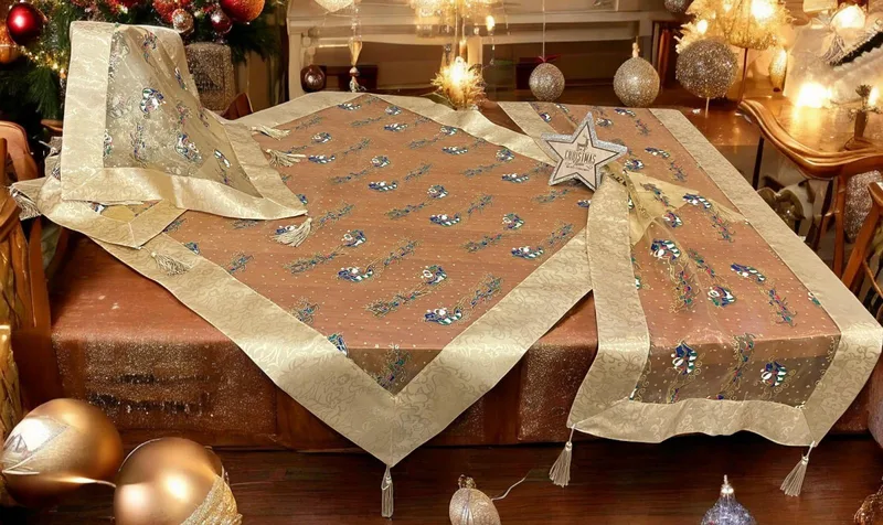 ΧΡΙΣΤΟΥΓΕΝΝΙΑΤΙΚΟ ΚΑΡΕ ΣΕΤ 4ΤΜΧ SANTA SNOW GOLD LINEAHOME