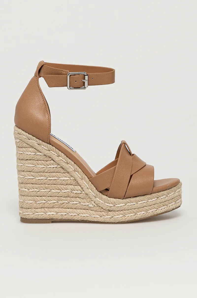 Δερμάτινα πέδιλα Steve Madden