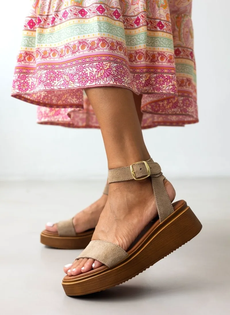 Estil Suede flatforms με μπαρέτα - NK--1403 - Taupe