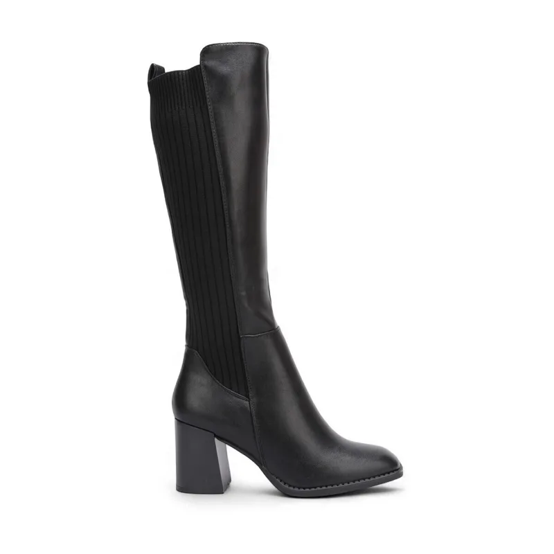 Μπότες με τακούνι La Modeuse 76772_P181892