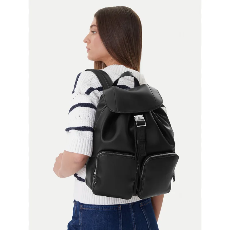 Σακίδιο Calvin Klein Webbing Strap Flap LV04F3590G Μαύρο