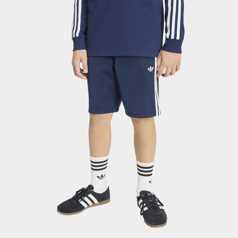 adidas Originals K Firebird Shorts (9000285108_24962)