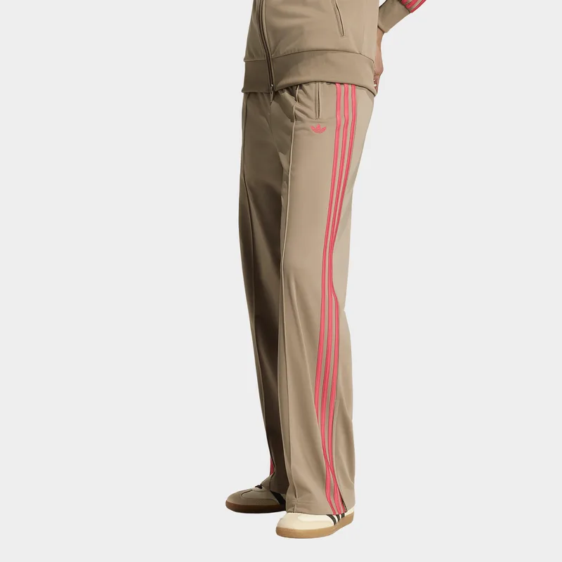 adidas Originals W Firebird Loose Track Pants (9000288203_96889)