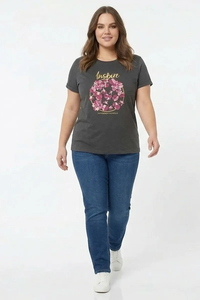 T-shirt με τύπωμα λουλούδια "Inspire" σε ανθρακί χρώμα plus size