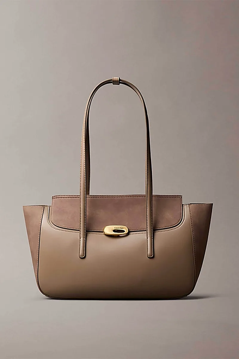 Calvin Klein Jeans γυναικεία τσάντα tote μονόχρωμη με μεταλλικό λογότυπο - LV04F3336G Μπεζ