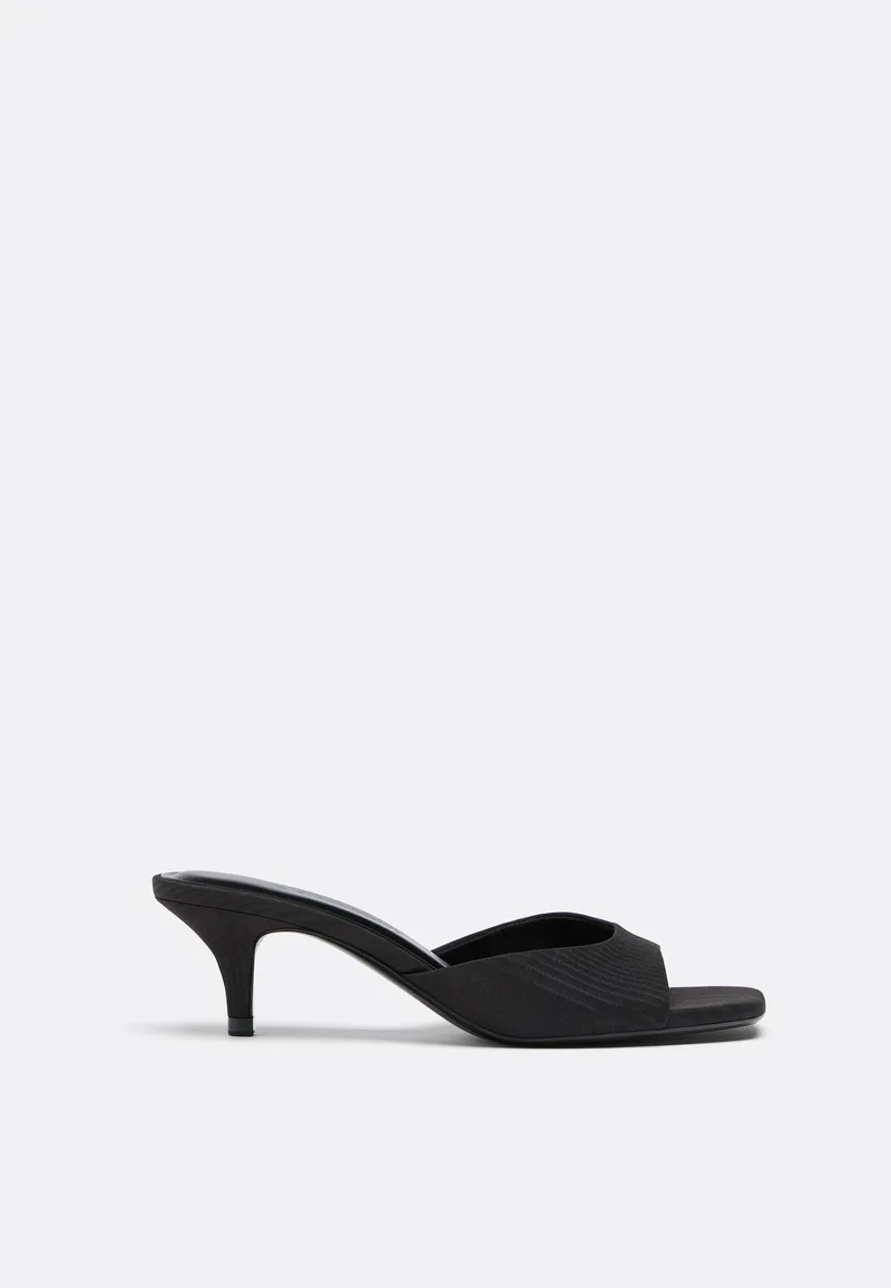 Stradivarius Mules Με Τακούνι Μαύρο 38