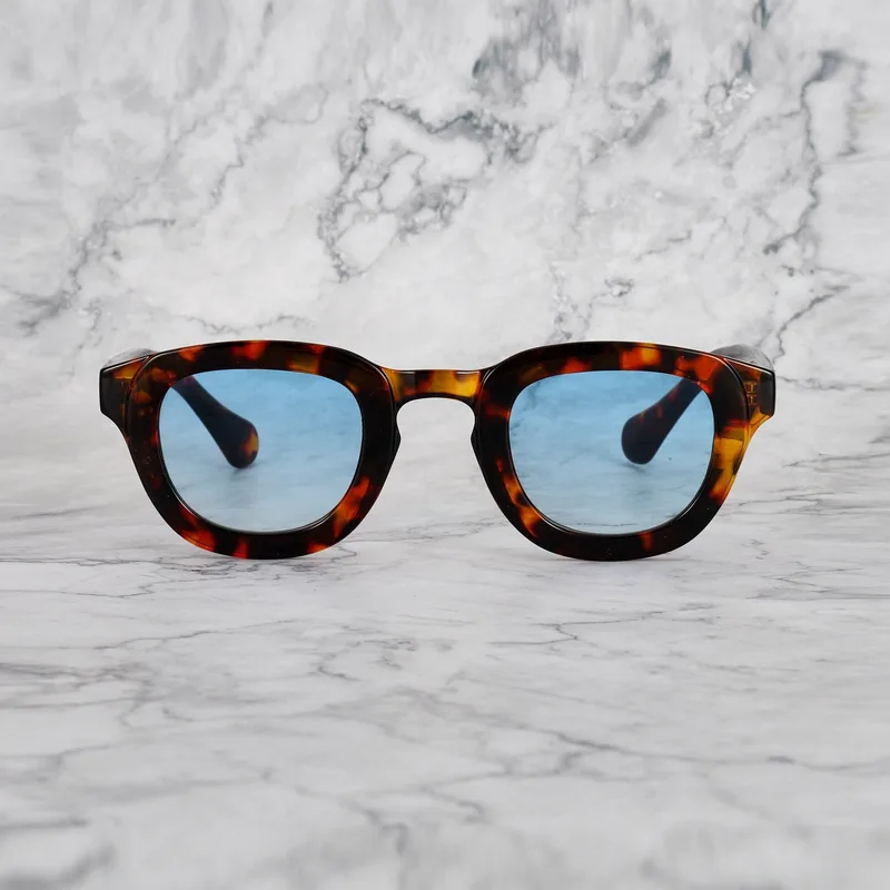 ROBIN Gradient Sunglasses | Tortoise | Gradient Blue Shades | Explicit Poets Sunglasses