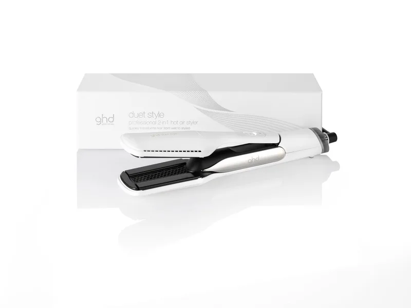 ghd Duet 2-In-1 Hot Air Styler (White)