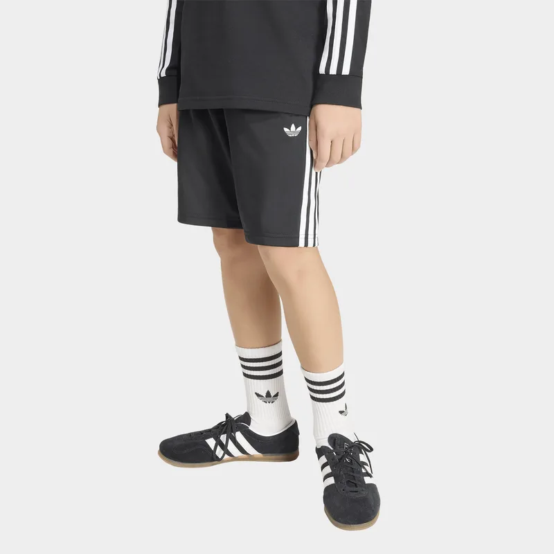 adidas Originals K Firebird Shorts (9000288264_1469)