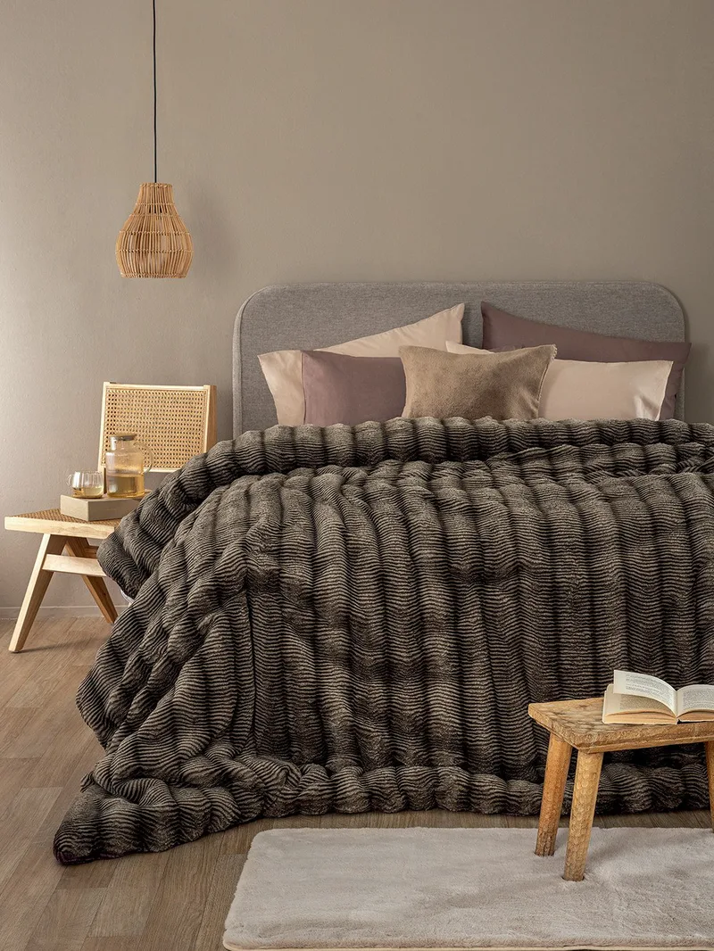 Κουβερτοπάπλωμα Υπέρδιπλο με Γούνα Palamaiki Juno Taupe 220x240