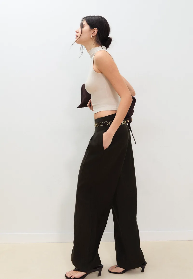 Stradivarius Παντελόνι Με Πιέτες Και Tencel Αλυσίδα Καφέ 42