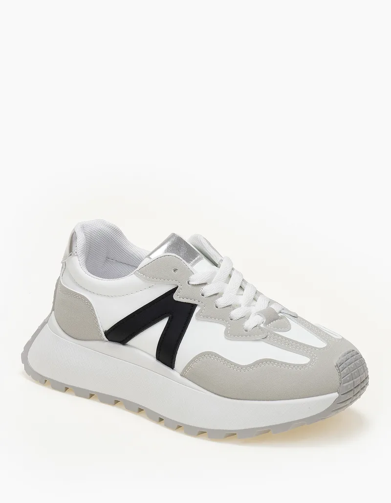 Sneaker με διχρωμία και chuncky σόλα - Λευκό