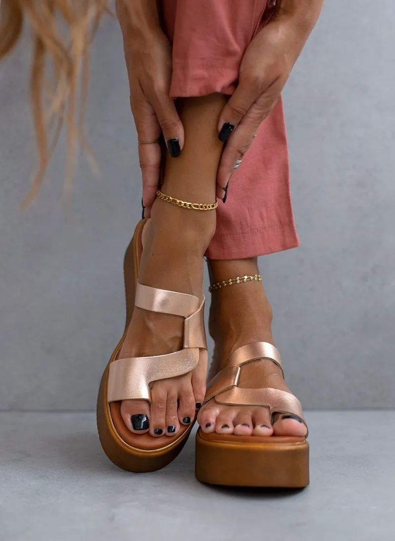 Estil Leather Flatform Sandals - 32 - Copper