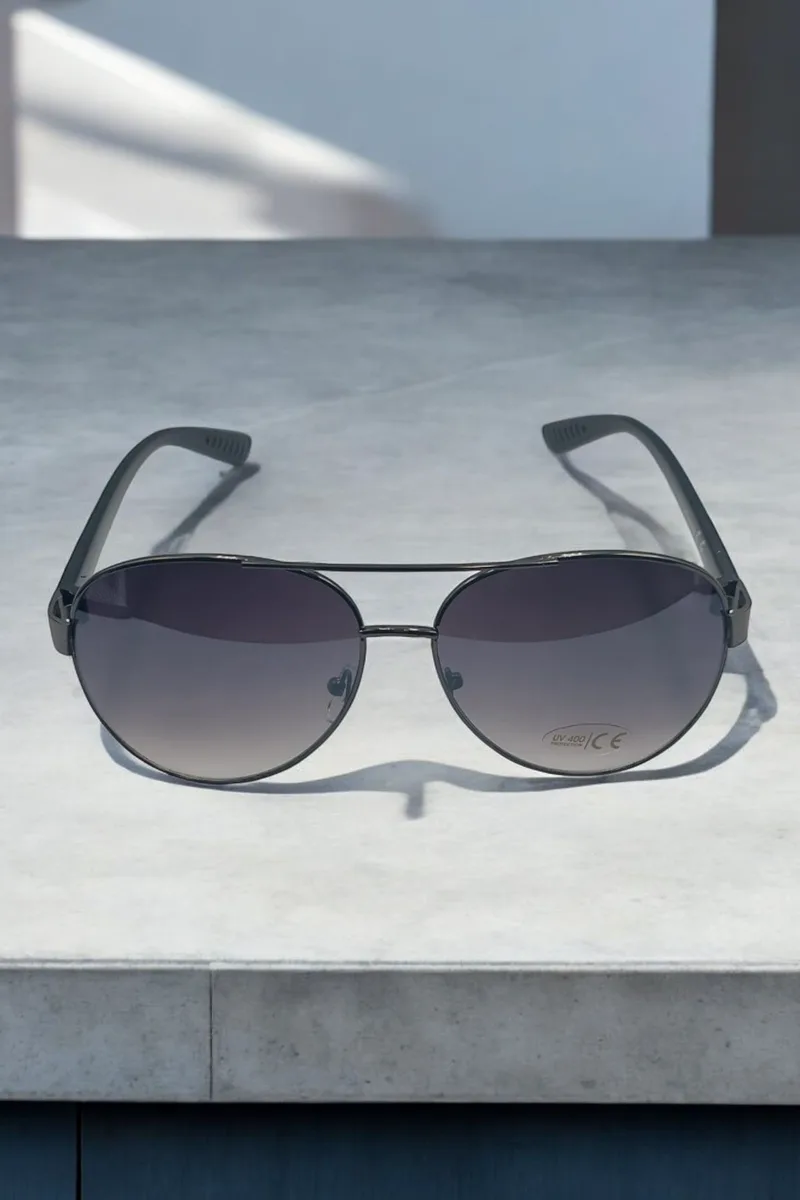 ΓΥΑΛΙΑ ΗΛΙΟΥ ΣΕ ΣΤΥΛ AVIATOR ΜΑΥΡΟ ΜΕ DEGRADE ΜΑΥΡΟ ΦΑΚΟ