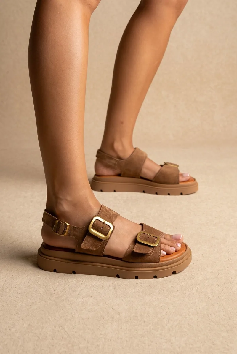TFP Flatform σανδάλια με λεπτομέρεια αγκράφας - 1556 - Taupe Σουέτ