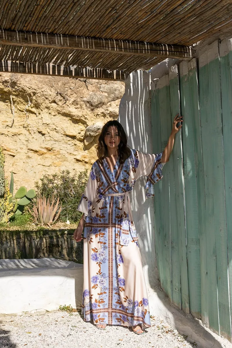 ΦΟΡΕΜΑ PLUS SIZE ΚΙΜΟΝΟ ΣΑΤΕΝ FLORAL MULTICOLOR