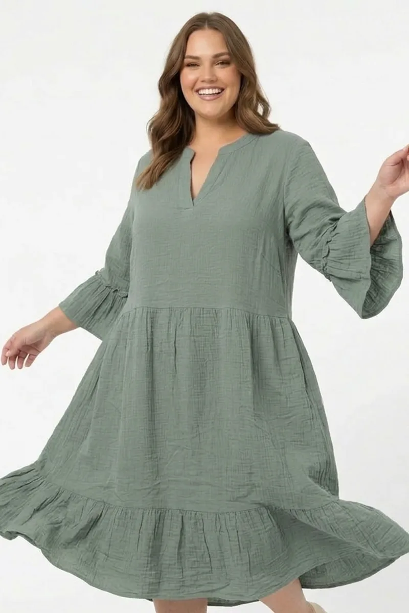 Φόρεμα με βολάν σε λαδί χρώμα plus size