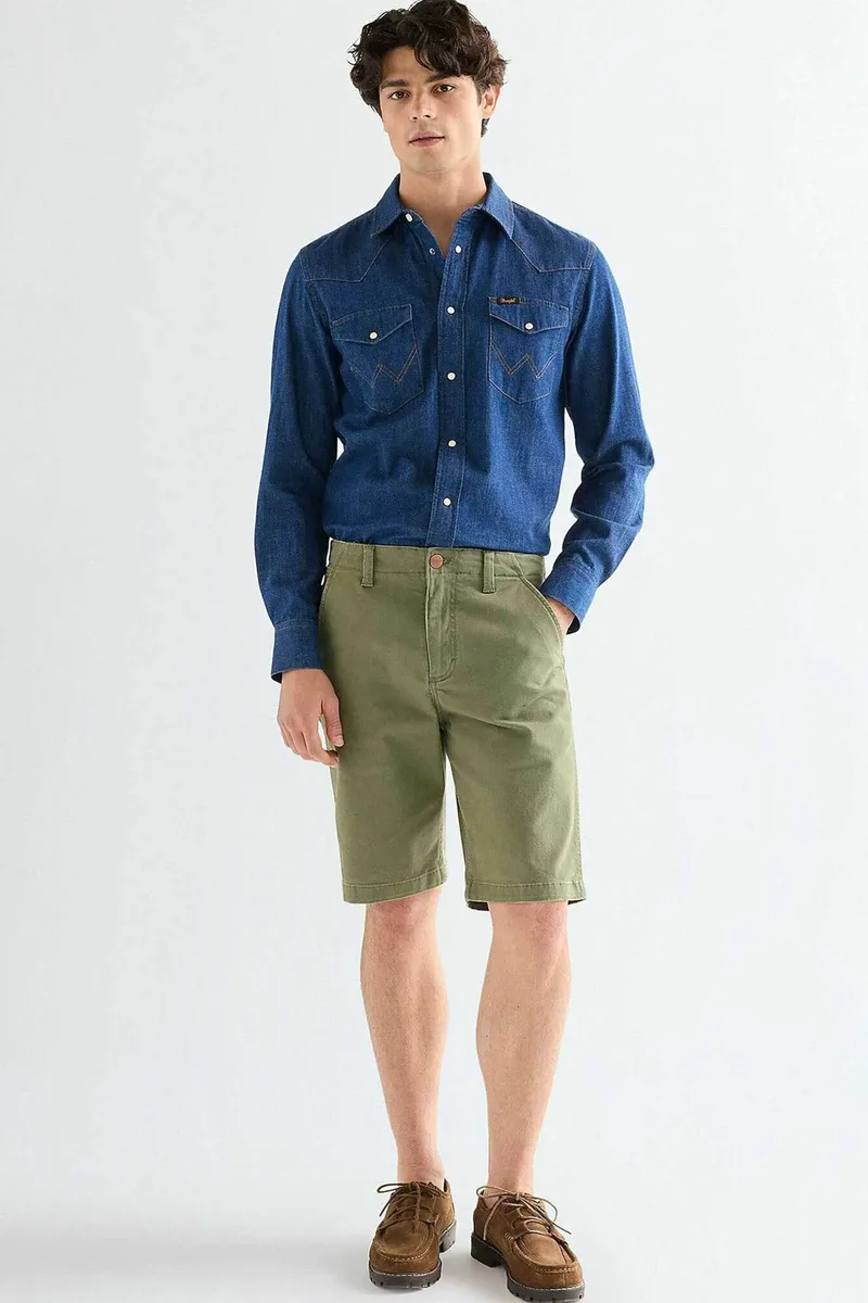 Wrangler® ανδρική βερμούδα chino Regular Fit - 112377831 Λαδί