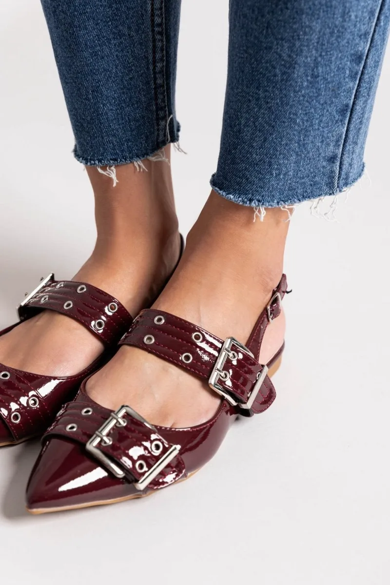 Ideal shoes Patent Pointed Ballerinas Buckles - 2272-1 - Burgundy