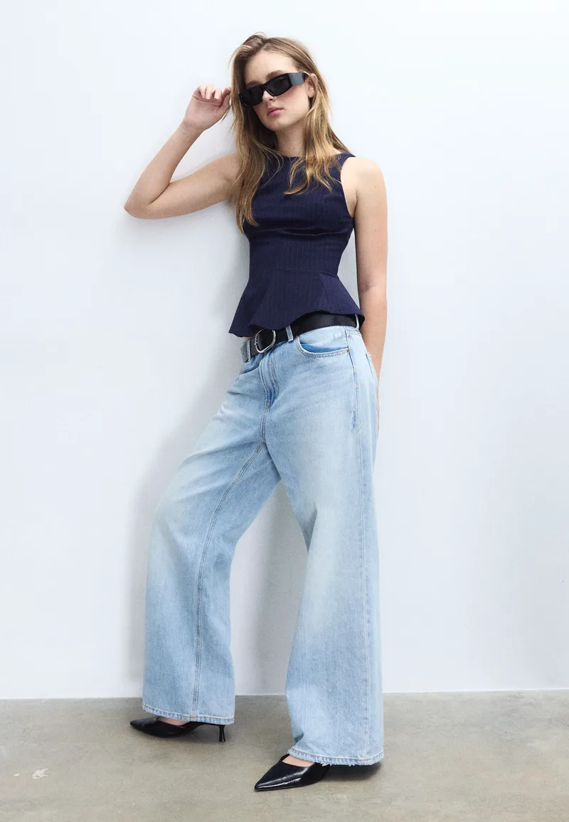 Stradivarius Ριγέ Τοπ Peplum Χωρίς Μανίκια Navy Blue M