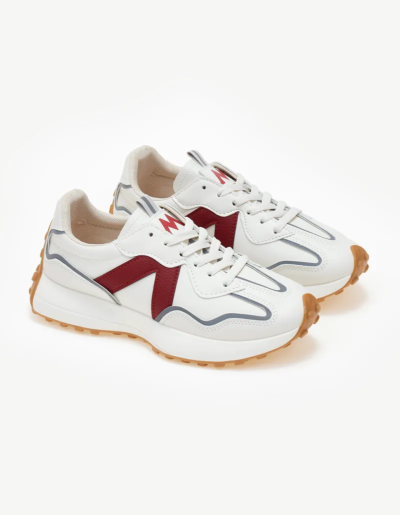 Sneakers με λεπτομέρεια χρώματος - Κόκκινο