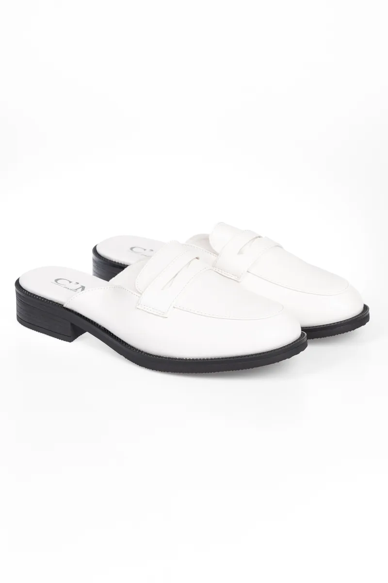 Loafers εξώφτερνα με χοντρό τακούνι - Λευκό