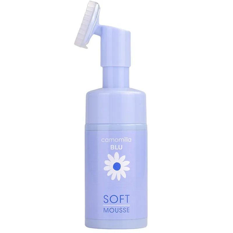 Camomilla Μπλε Soft Mousse Απαλός Αφρός Καθαρισμού Προσώπου για Καθημερινή Χρήση με Ενσωματωμένη Βούρτσα Σιλικόνης 100ml