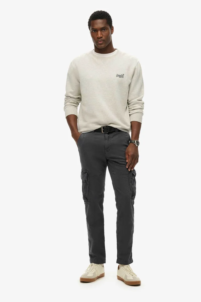Superdry ανδρικό παντελόνι cargo με logo patch Regular Fit - M7011132A Ανθρακί