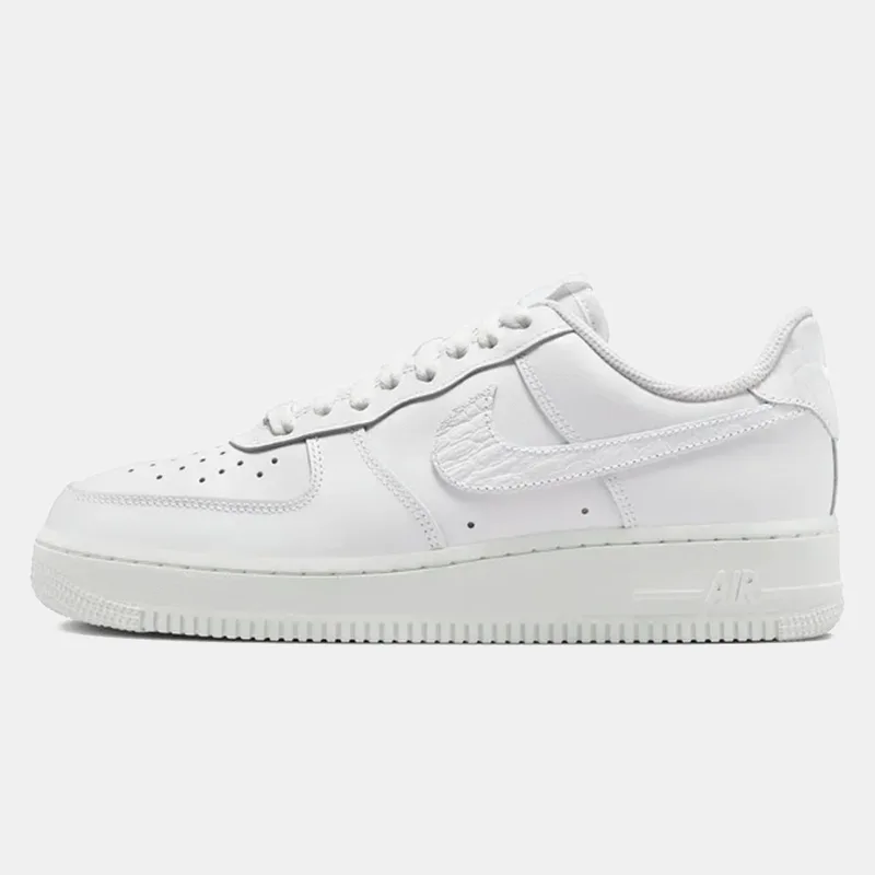 Nike Air Force 1 ’07 SE Γυναικεία Παπούτσια (9000252997_89942)