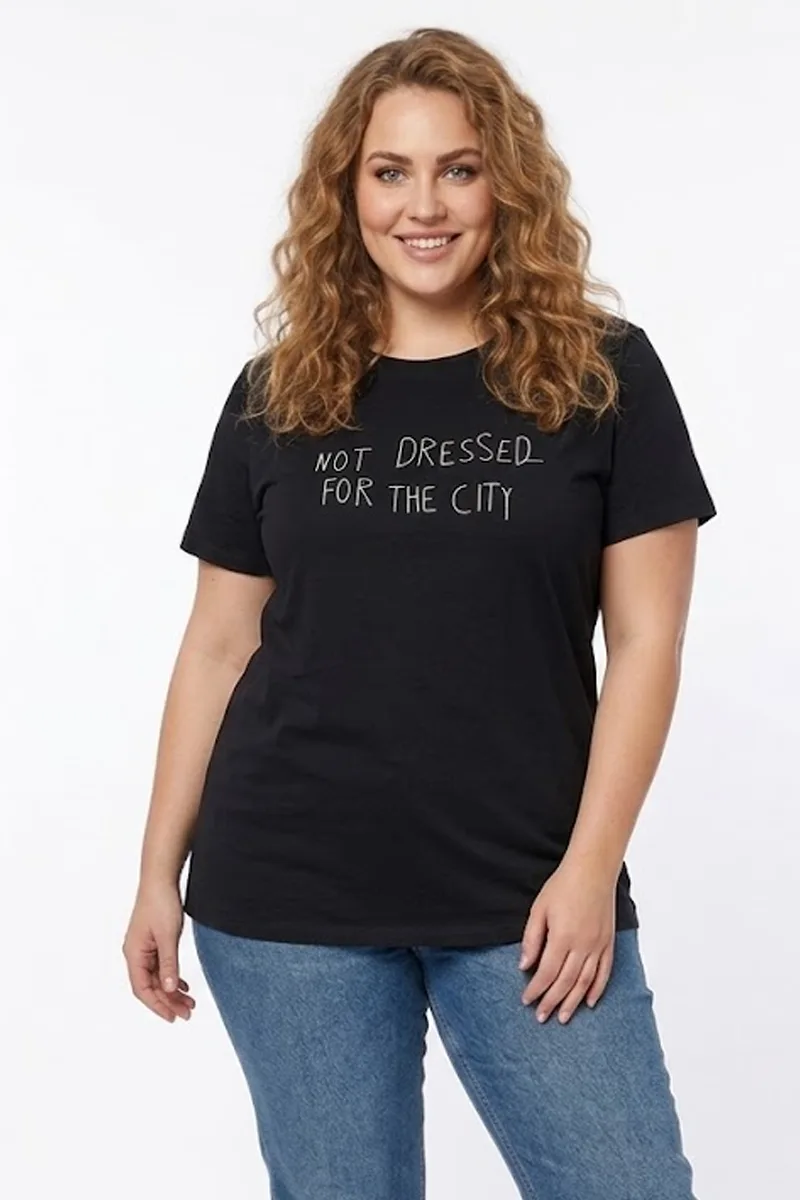 T-shirt Not dressed for the city
