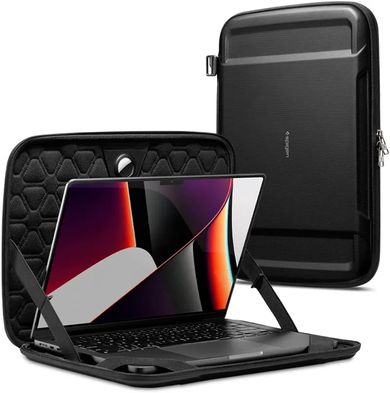 Spigen Pouch Rugged Armor Pro - Σκληρή Θήκη / Τσάντα Sleeve για Laptop 13"-14'' με Ενσωματωμένη Θήκη για Apple AirTag 2 / 1 - Black (AFA04270)