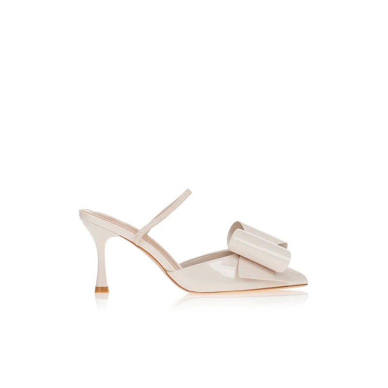 Γόβες μπεζ λουστρίνι slingback με φιόγκο ΜΠΕΖ