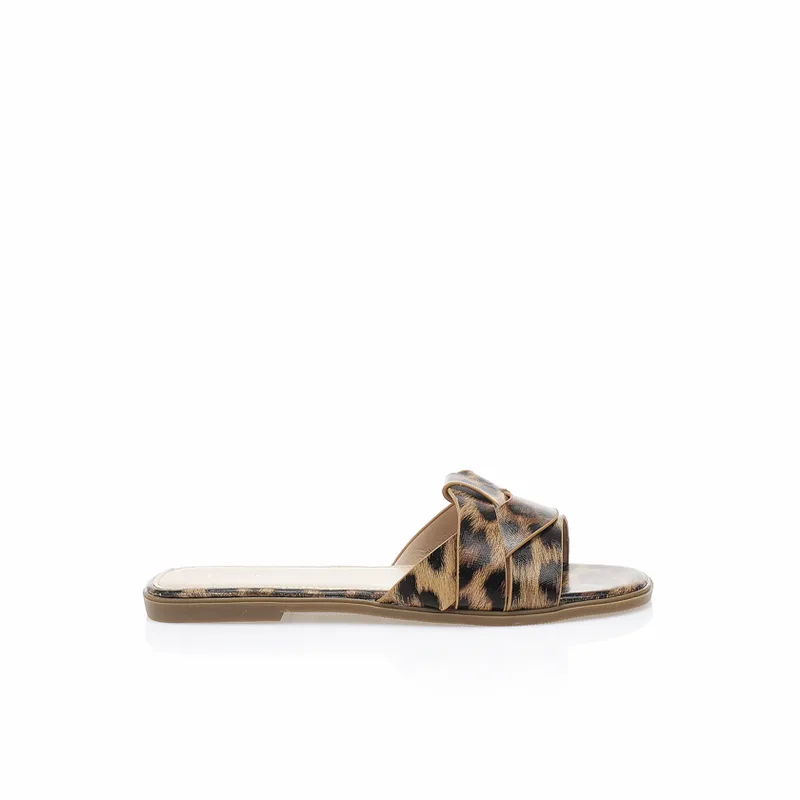 Σανδάλια TSOUKALAS animal print δερματίνη με ιδιαίτερη φάσα ΛΕΟΠΑΡ