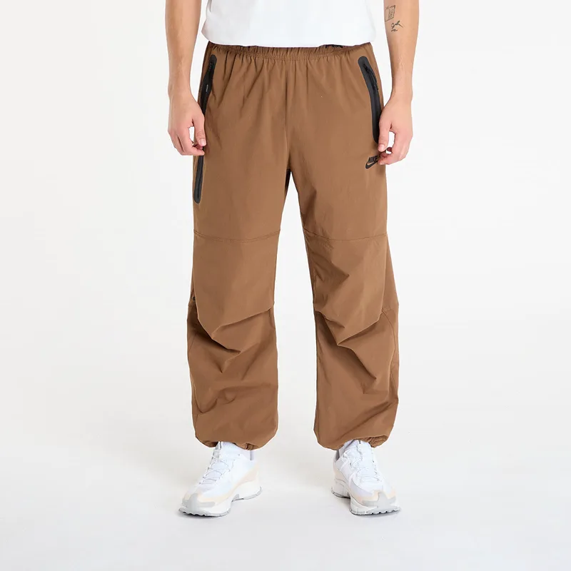 Παντελόνια Nike Tech Men's Woven Oversized Pants Mosswood Brown/ Mosswood Brown/ Black L