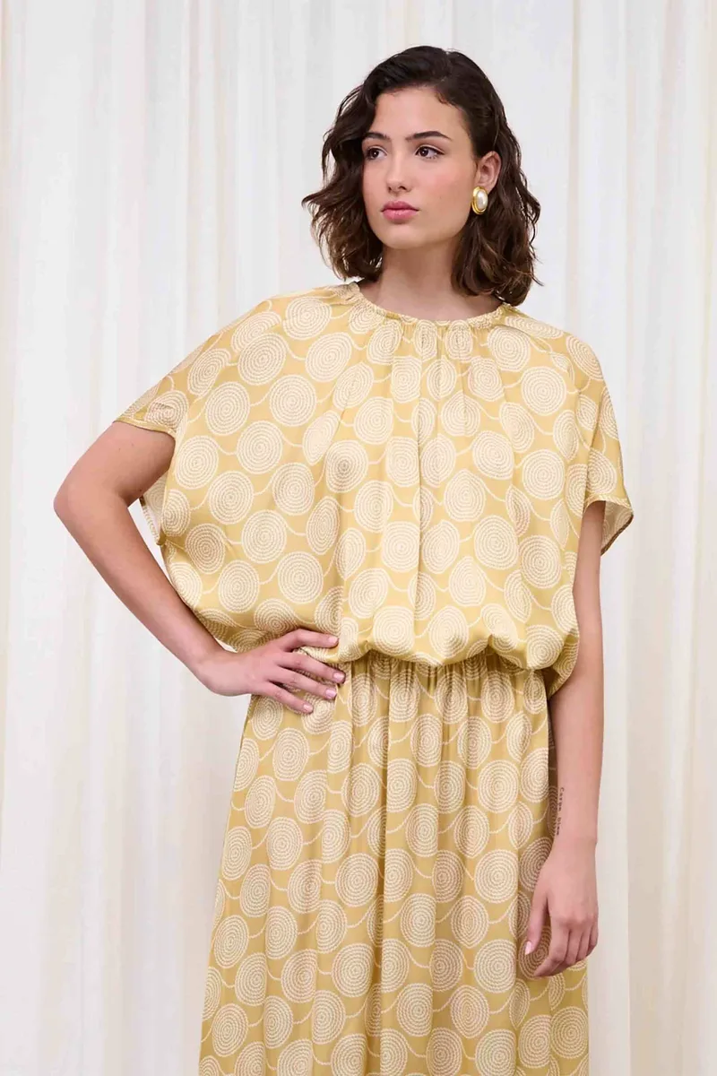 Capetanissa γυναικεία μπλούζα με print και σατέν όψη Relaxed Fit "Echo" - CP142A01SAP Χρυσό
